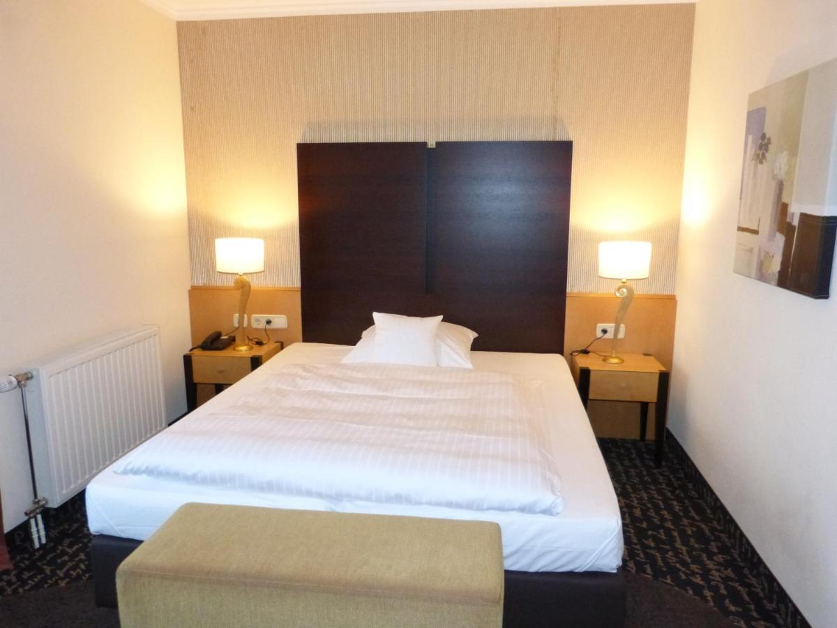 Hotel Roshop Barnstorf Екстер'єр фото